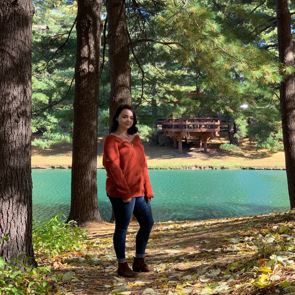 Meet your Posher, Adessa